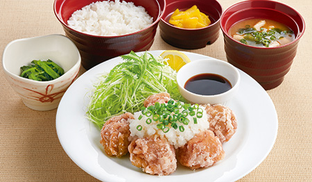 たっぷりおろしの唐揚げ定食
